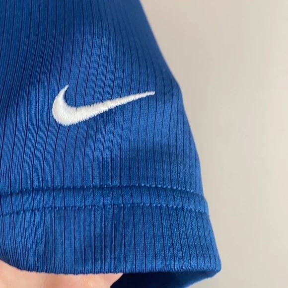 Nike Golf Men’s Blue Short Sleeve Polo Size Medium - Picture 12 of 16